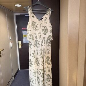 Elegant Cream and Green Floral Jumpsuit